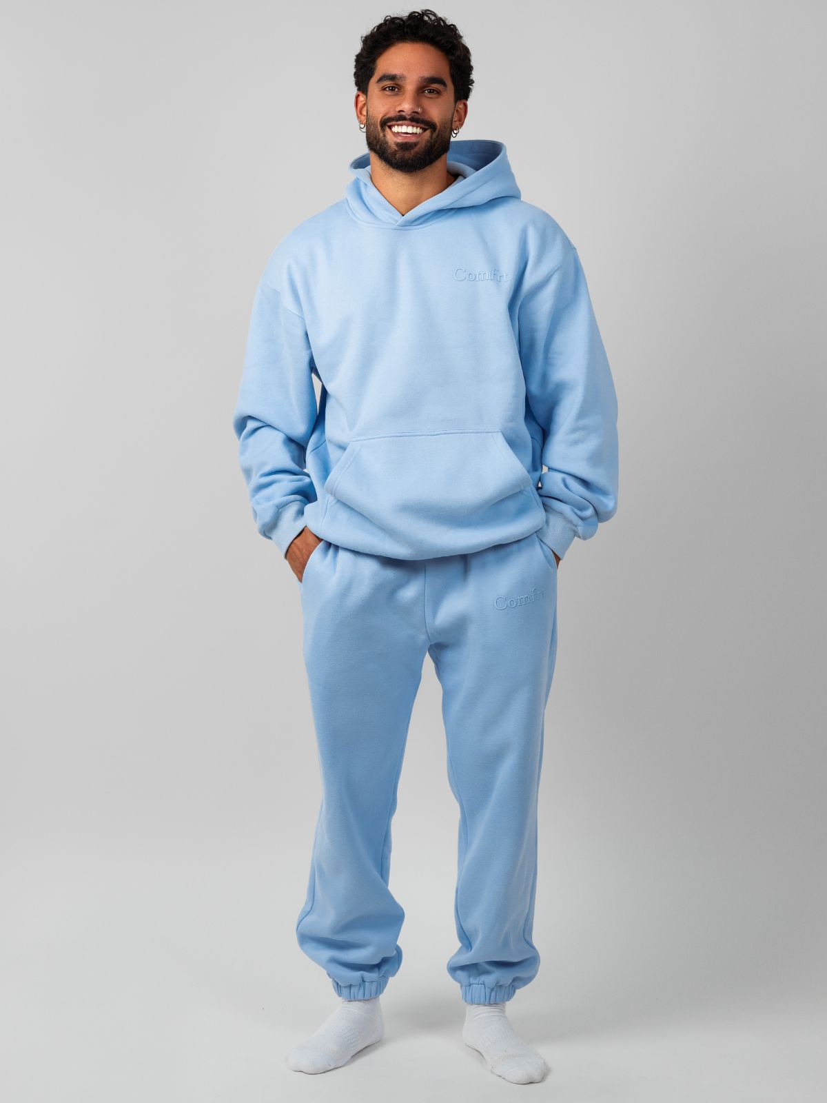 Minimalist Hoodie – Mega