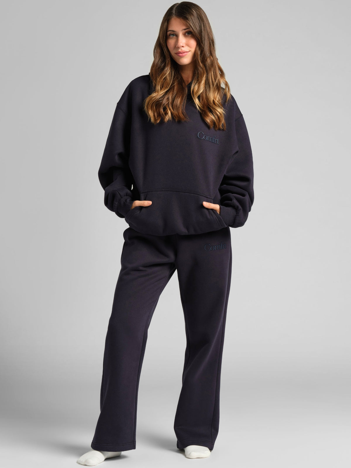 Minimalist Hoodie – Mega