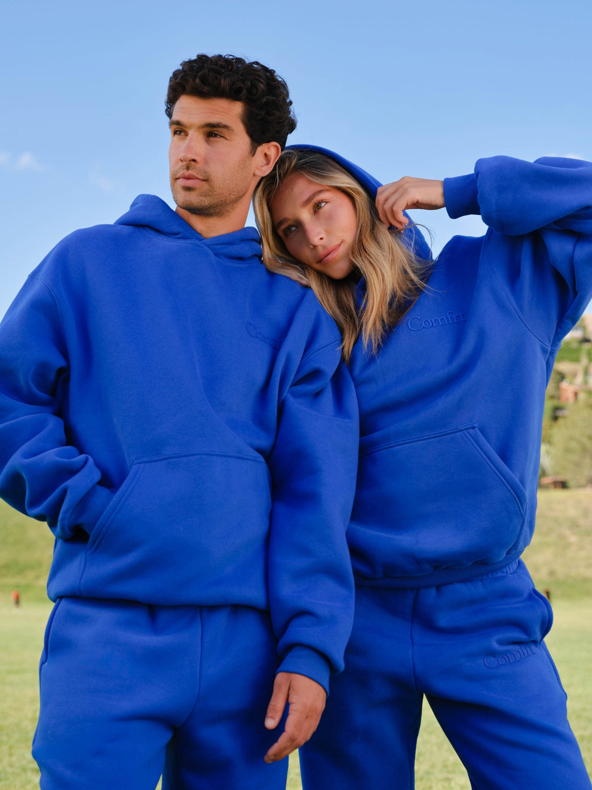 Minimalist Hoodie – Mega