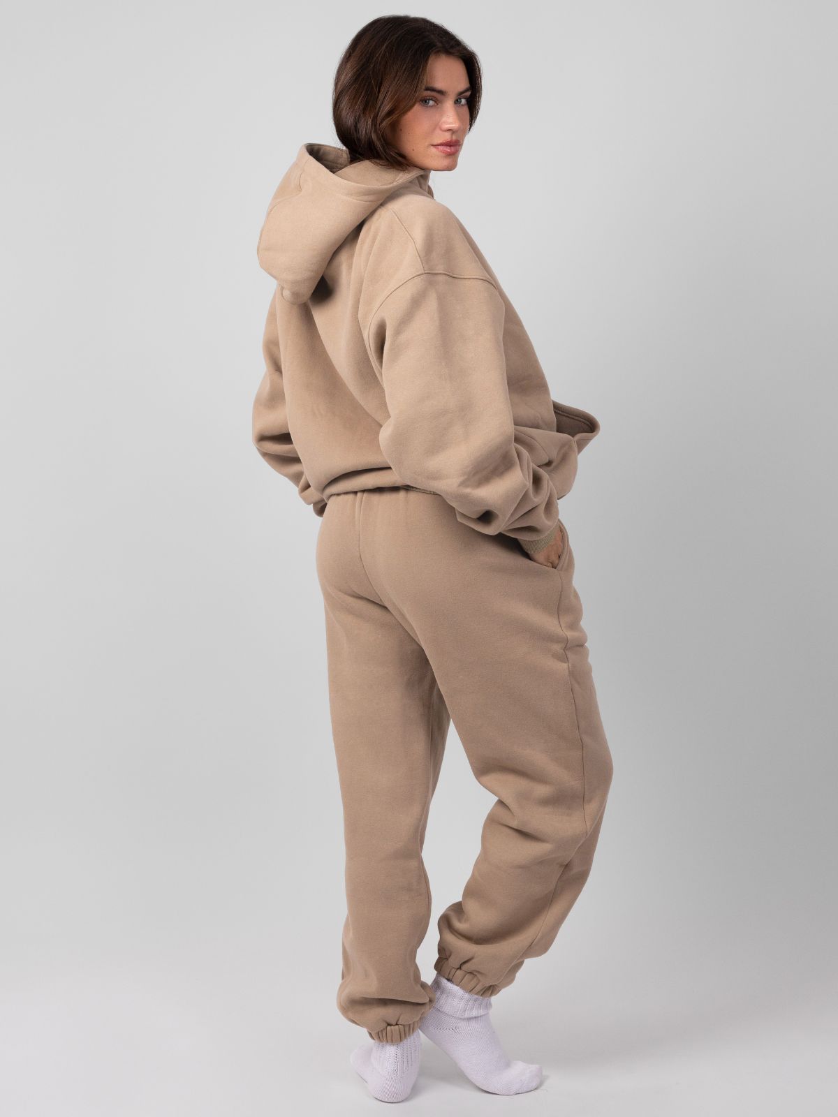 Minimalist Hoodie – Mega