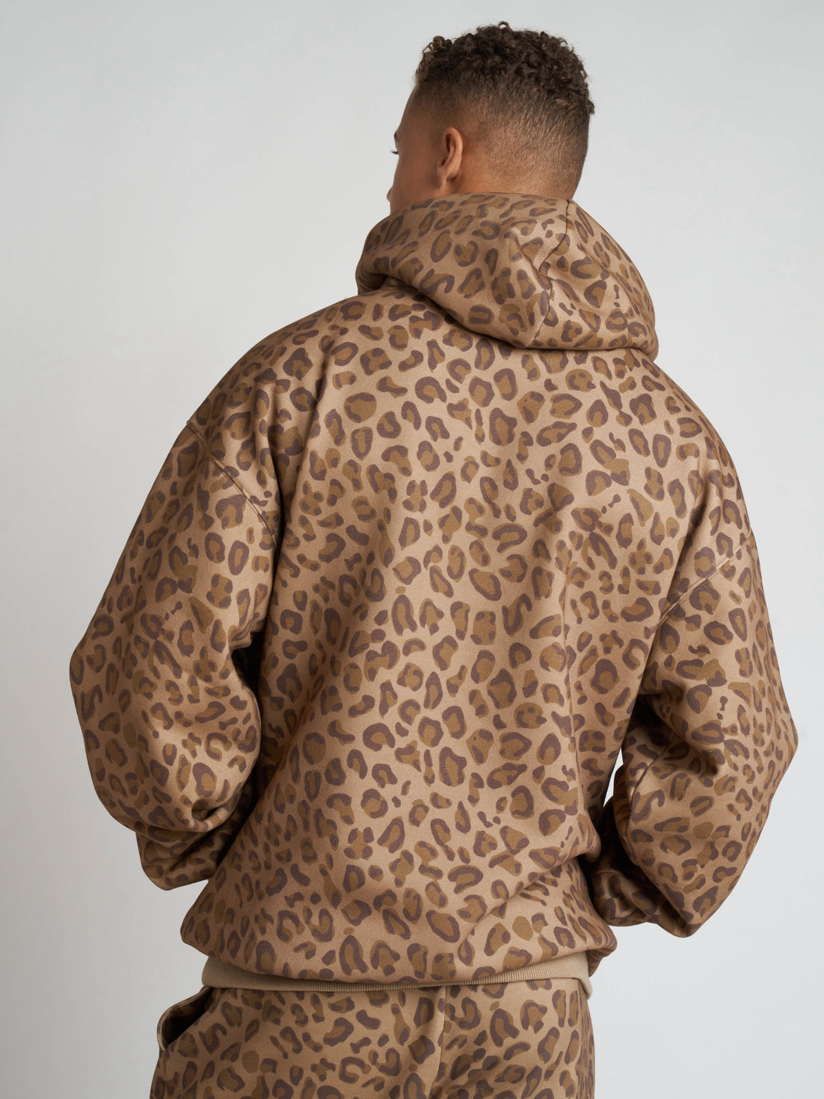 Minimalist Hoodie – Mega