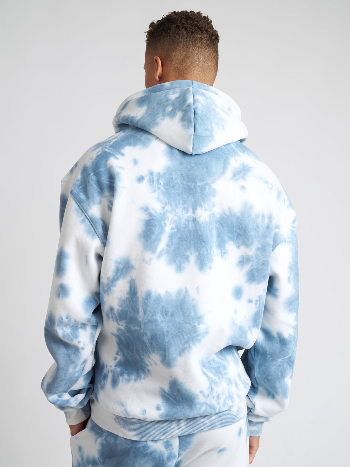 Minimalist Hoodie – Mega