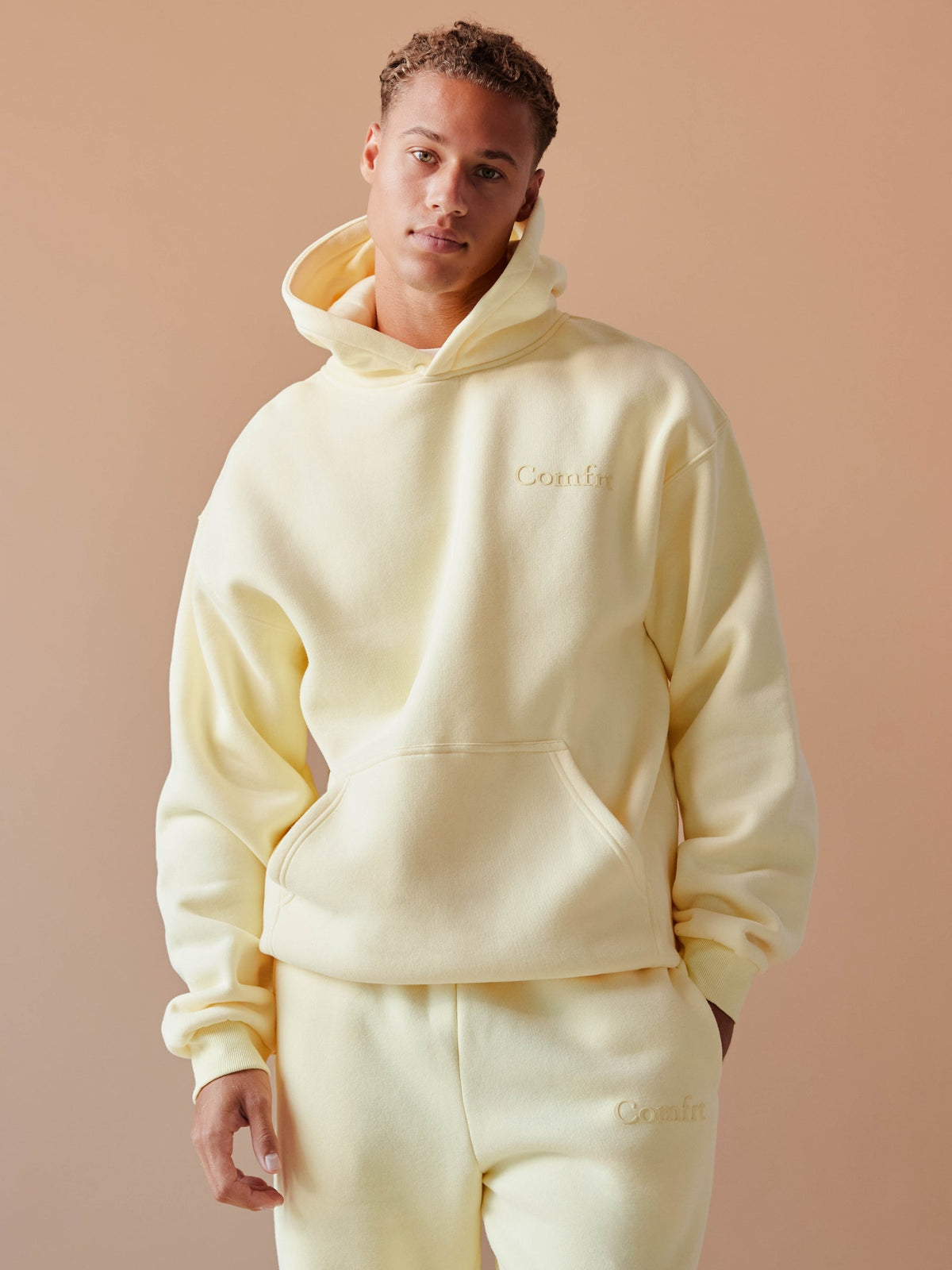 Minimalist Hoodie – Mega
