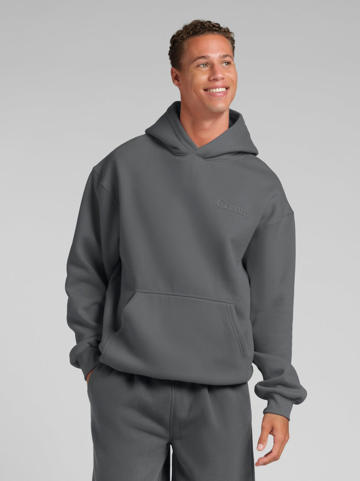 Minimalist Hoodie – Mega